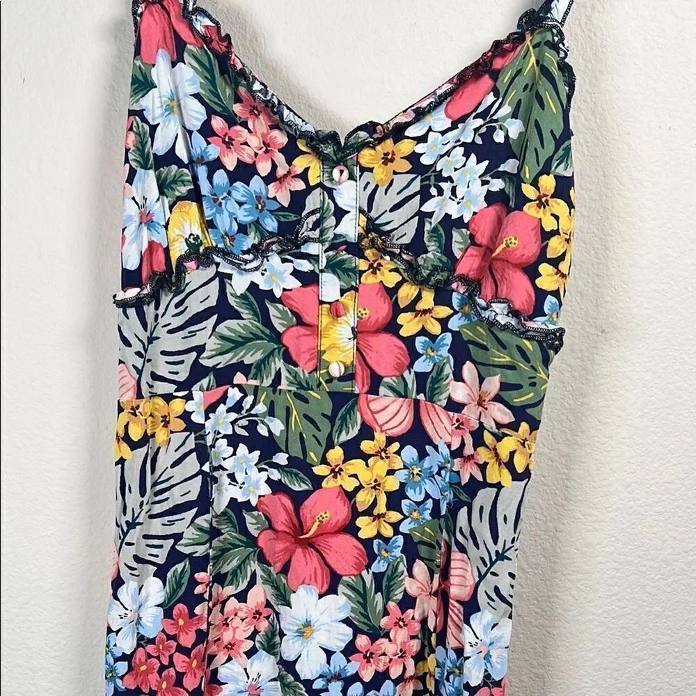 Floral Dress  - Picture 3 of 7